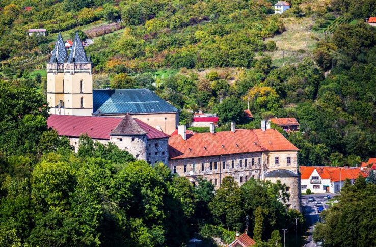 Bazilika sv. Benedikta opáta a Panny Márie, Slovakia